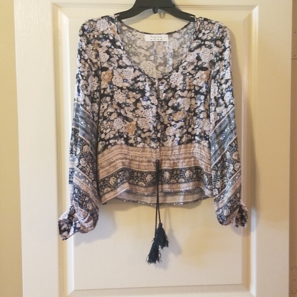 Auguste blouse - Picture 1 of 5